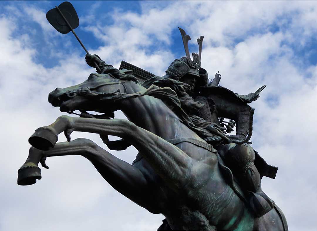 日本刀、お菓子